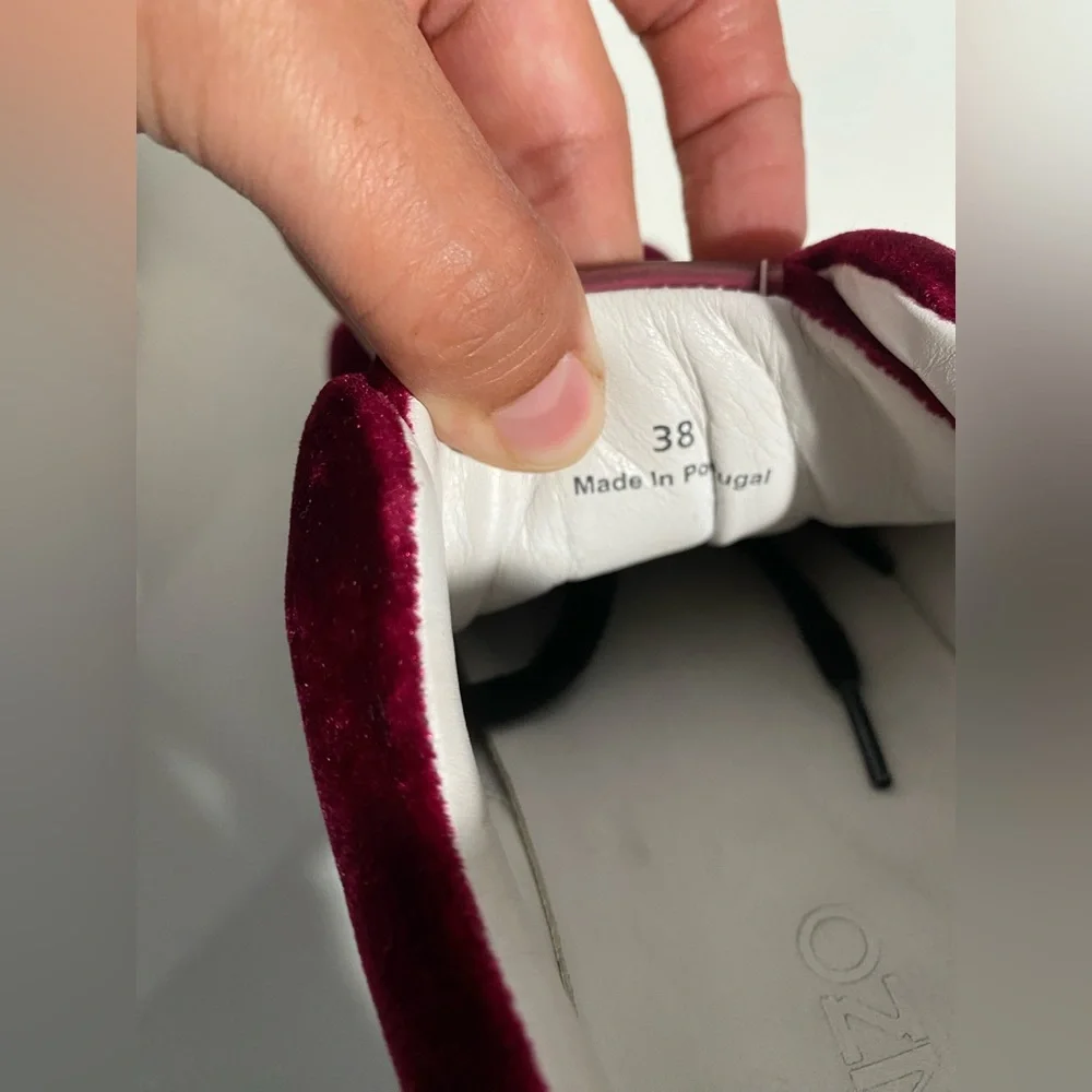Women's Kenzo Burgundy Velour Velvet Platform Sneakers‎ 38